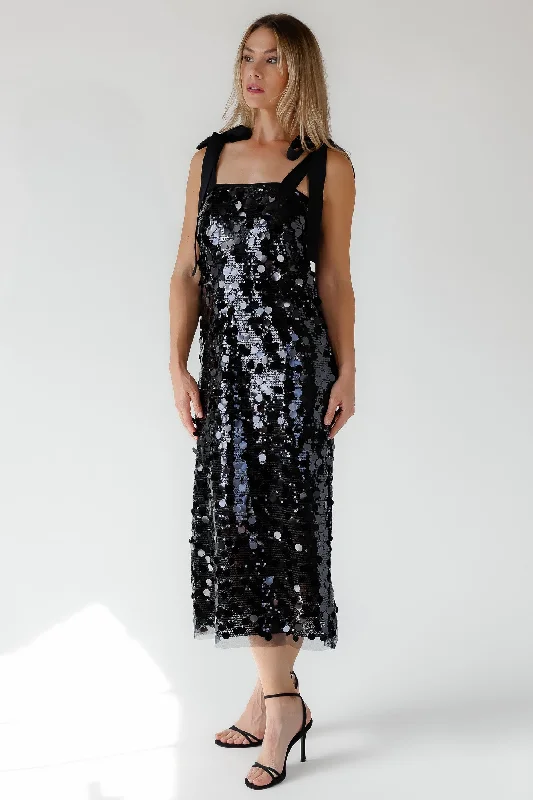 Della Black Sequin Embellish Midi Dress